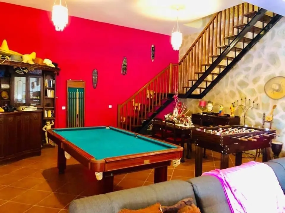 Villa Safari Charm ريبيرا برافا بيت للعطل